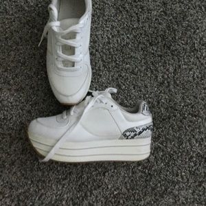 Zara Woman's sneakers Size 36